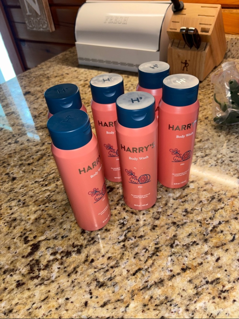 🆕 Harry’s Fig Body Wash - Pink - Picture 5 of 6